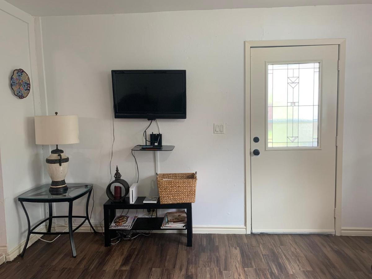 Oasis 3 Near Dfw Airport With Mediterranean Setting Irving Bagian luar foto